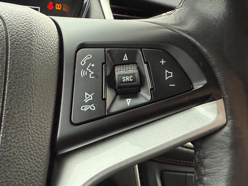 Chevrolet Trax Vehicle Full-screen Gallery Image 14