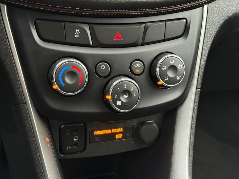 Chevrolet Trax Vehicle Full-screen Gallery Image 18