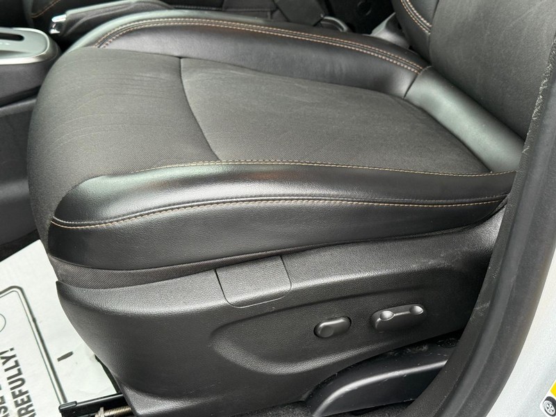 Chevrolet Trax Vehicle Full-screen Gallery Image 23