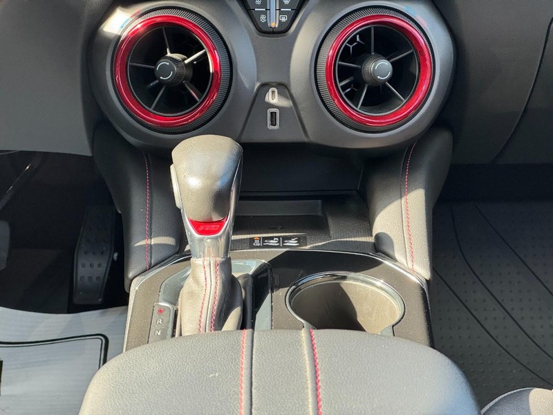 Chevrolet Blazer Vehicle Full-screen Gallery Image 14