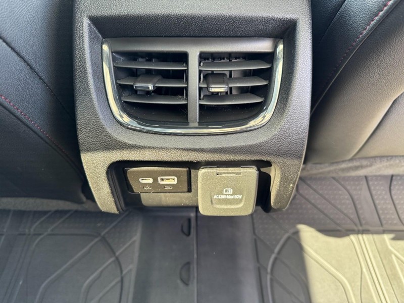 Chevrolet Blazer Vehicle Full-screen Gallery Image 16