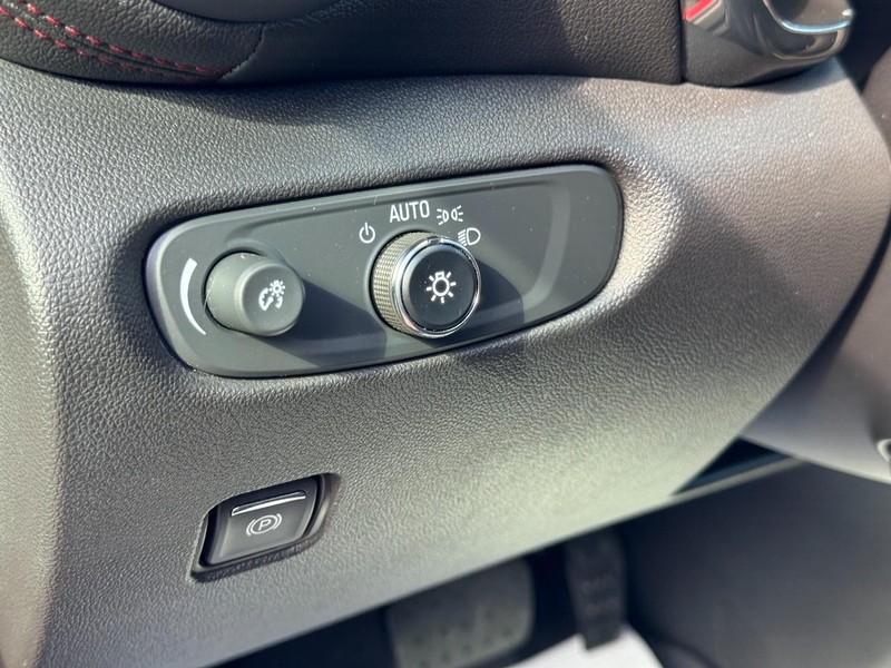 Chevrolet Blazer Vehicle Full-screen Gallery Image 17