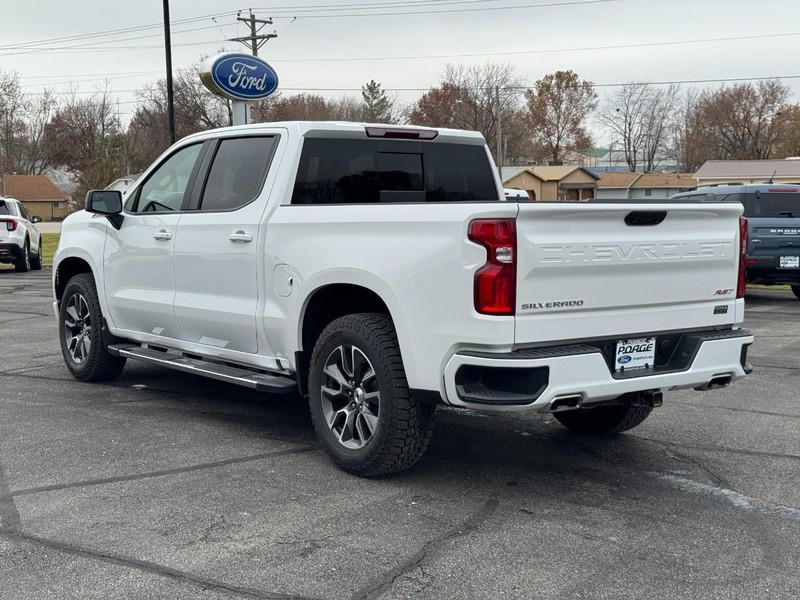 Chevrolet Silverado 1500 Vehicle Full-screen Gallery Image 06