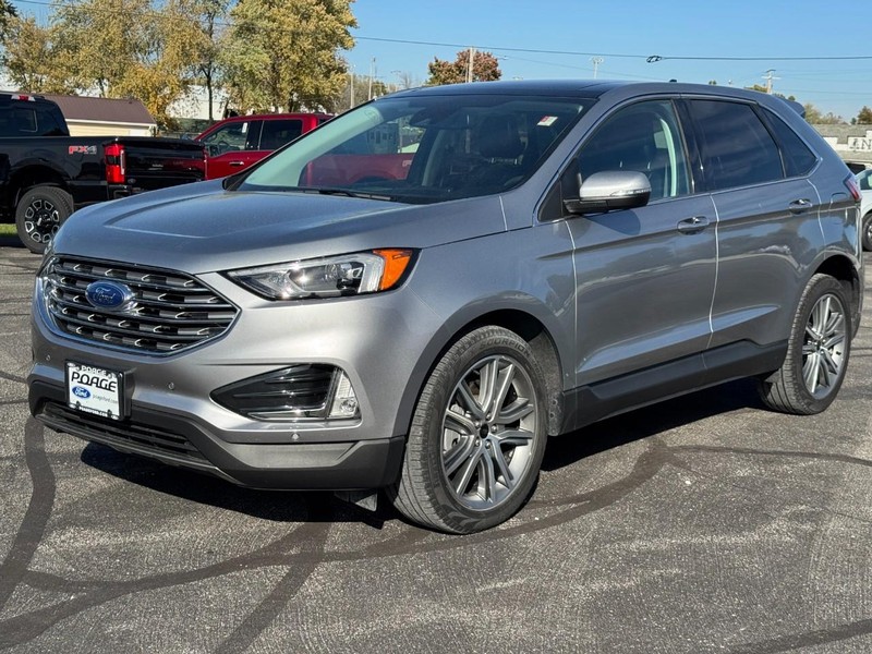 Ford Edge Vehicle Full-screen Gallery Image 08