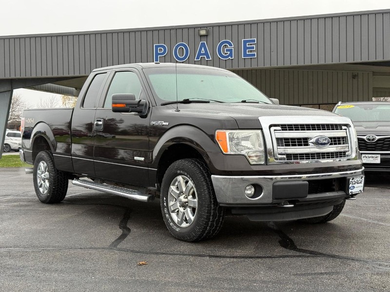 Ford F-150 Vehicle Full-screen Gallery Image 01