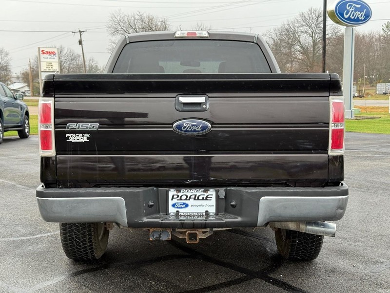 Ford F-150 Vehicle Full-screen Gallery Image 04