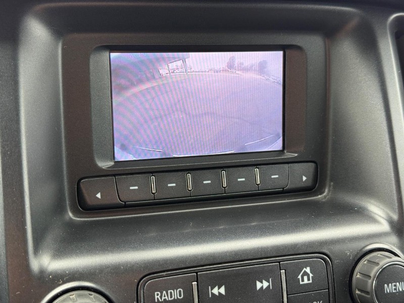 Chevrolet Colorado Vehicle Full-screen Gallery Image 15