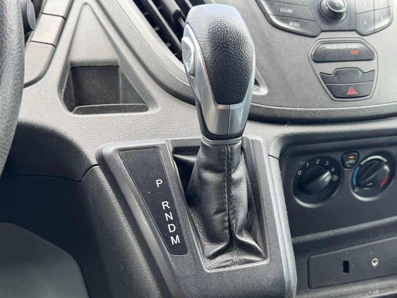 Ford Transit Cargo Van Vehicle Full-screen Gallery Image 20