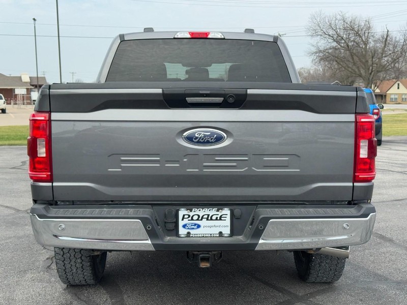 Ford F-150 Vehicle Full-screen Gallery Image 05