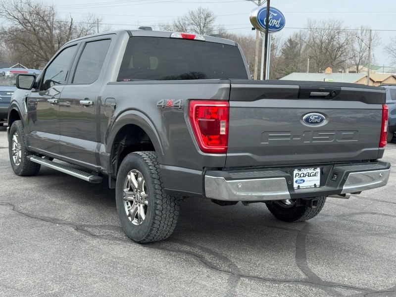 Ford F-150 Vehicle Full-screen Gallery Image 06