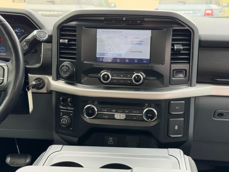 Ford F-150 Vehicle Full-screen Gallery Image 13