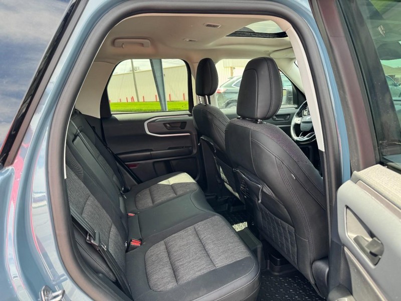 Ford Bronco Sport Vehicle Full-screen Gallery Image 10