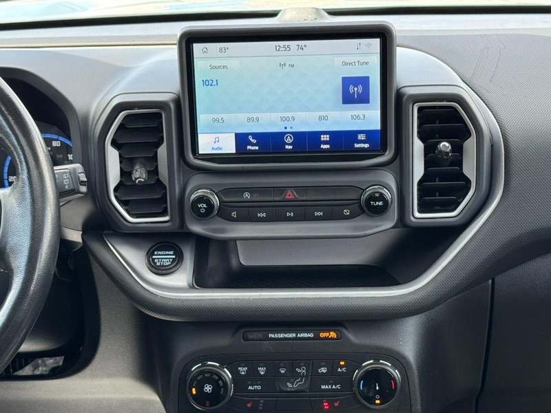 Ford Bronco Sport Vehicle Full-screen Gallery Image 13