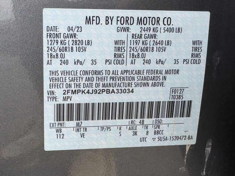 Ford Edge Vehicle Full-screen Gallery Image 25