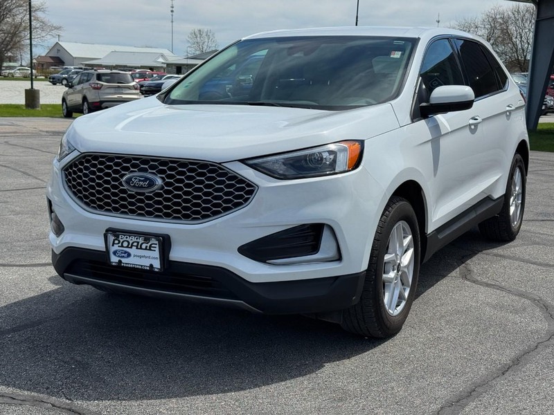 Ford Edge Vehicle Full-screen Gallery Image 08