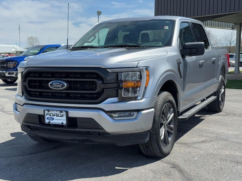 Ford F-150 Vehicle Full-screen Gallery Image 08