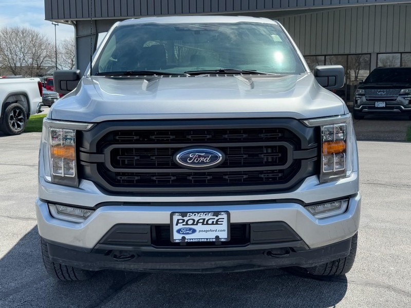 Ford F-150 Vehicle Full-screen Gallery Image 09