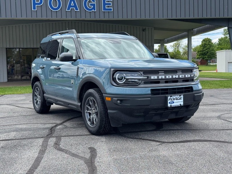 Ford Bronco Sport Vehicle Full-screen Gallery Image 01