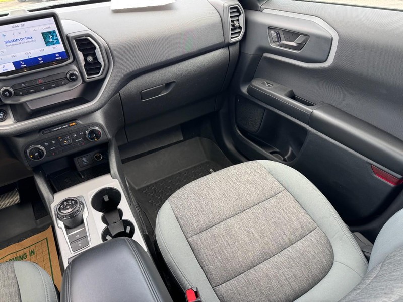 Ford Bronco Sport Vehicle Full-screen Gallery Image 15