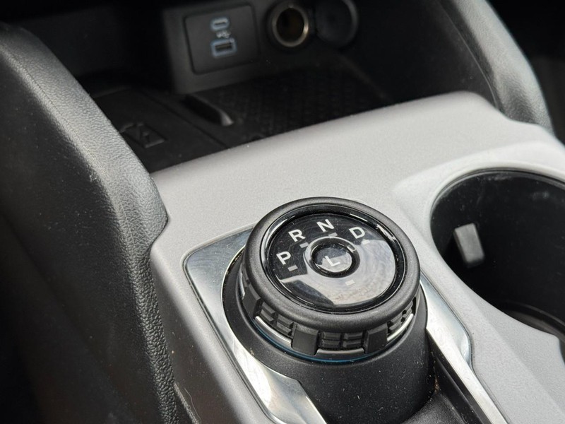 Ford Bronco Sport Vehicle Full-screen Gallery Image 19