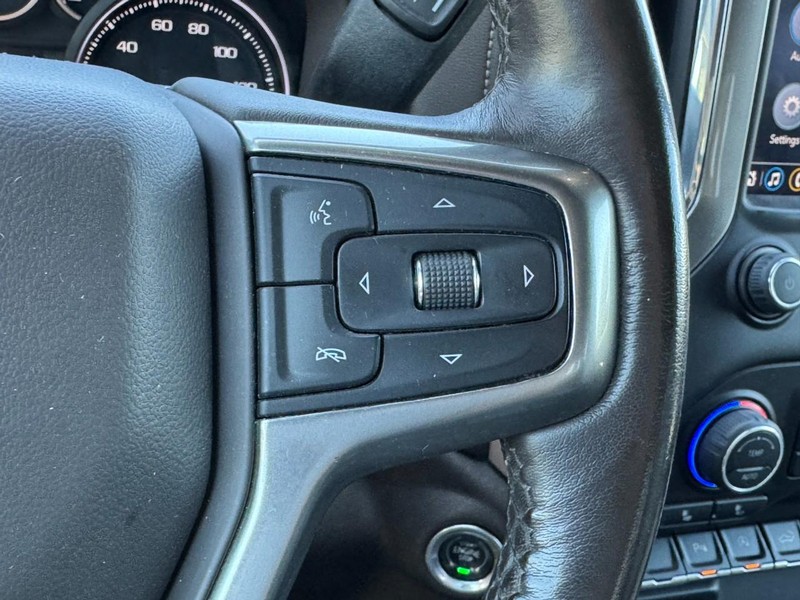 Chevrolet Silverado 1500 LTD Vehicle Full-screen Gallery Image 17