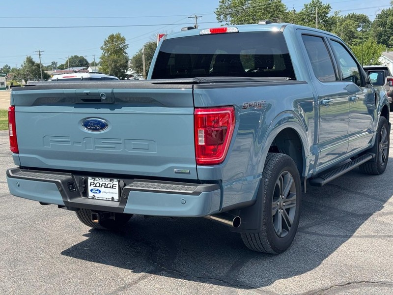Ford F-150 Vehicle Full-screen Gallery Image 03