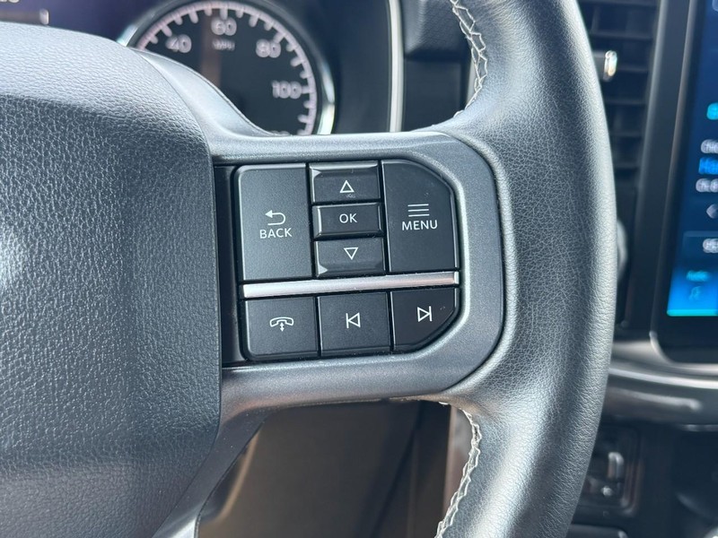 Ford F-150 Vehicle Full-screen Gallery Image 17