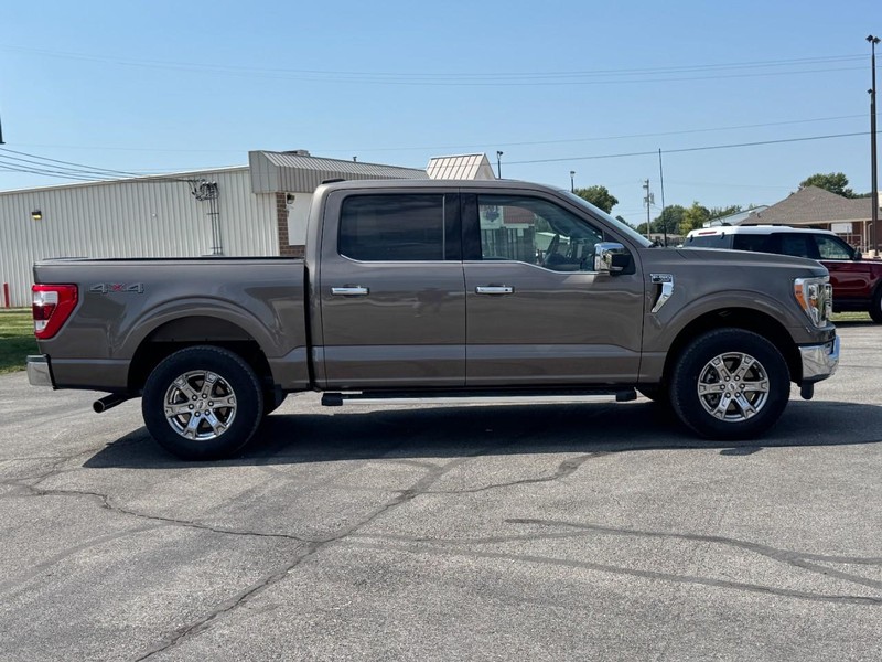 Ford F-150 Vehicle Full-screen Gallery Image 02