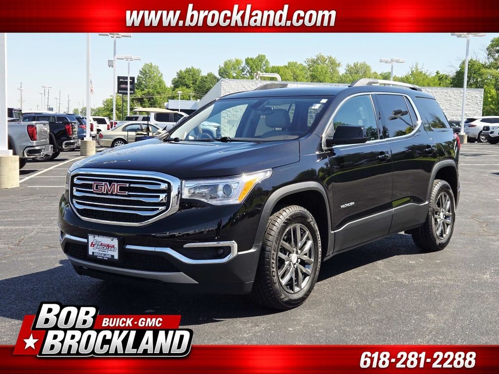 GMC Acadia Vehicle Full-screen Gallery Image 07