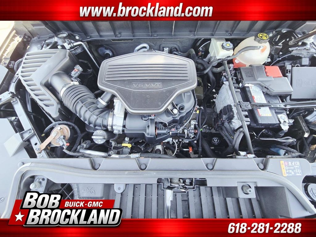 GMC Acadia Vehicle Full-screen Gallery Image 19