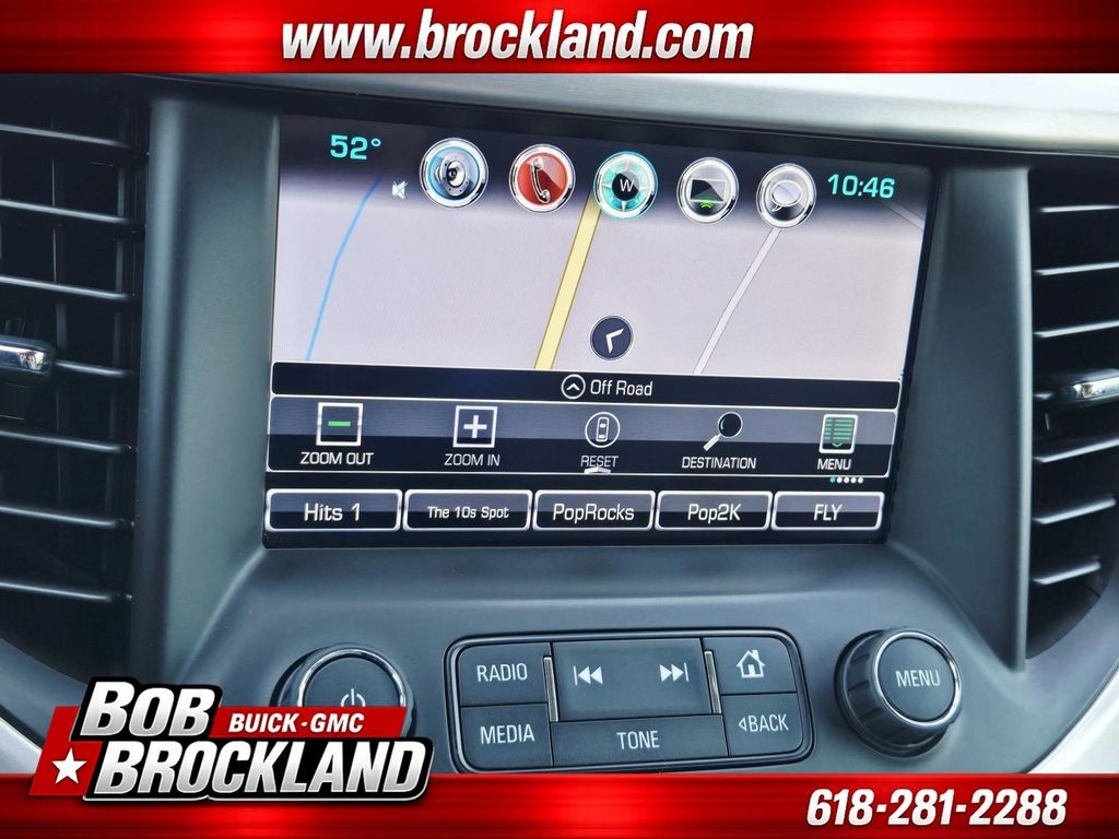 GMC Acadia Vehicle Full-screen Gallery Image 30