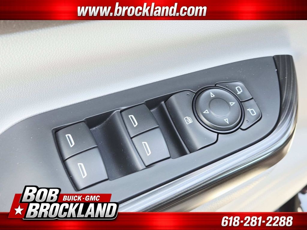 GMC Acadia Vehicle Full-screen Gallery Image 38