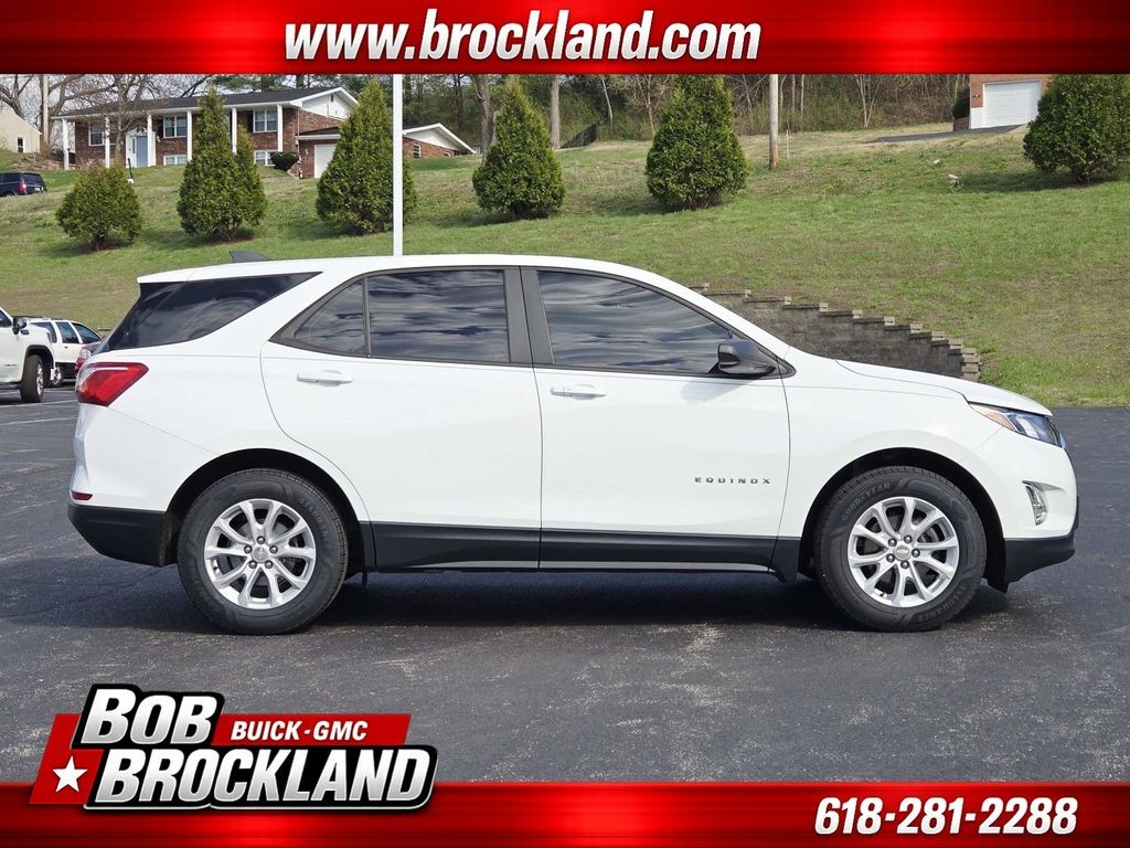 Chevrolet Equinox Vehicle Full-screen Gallery Image 02