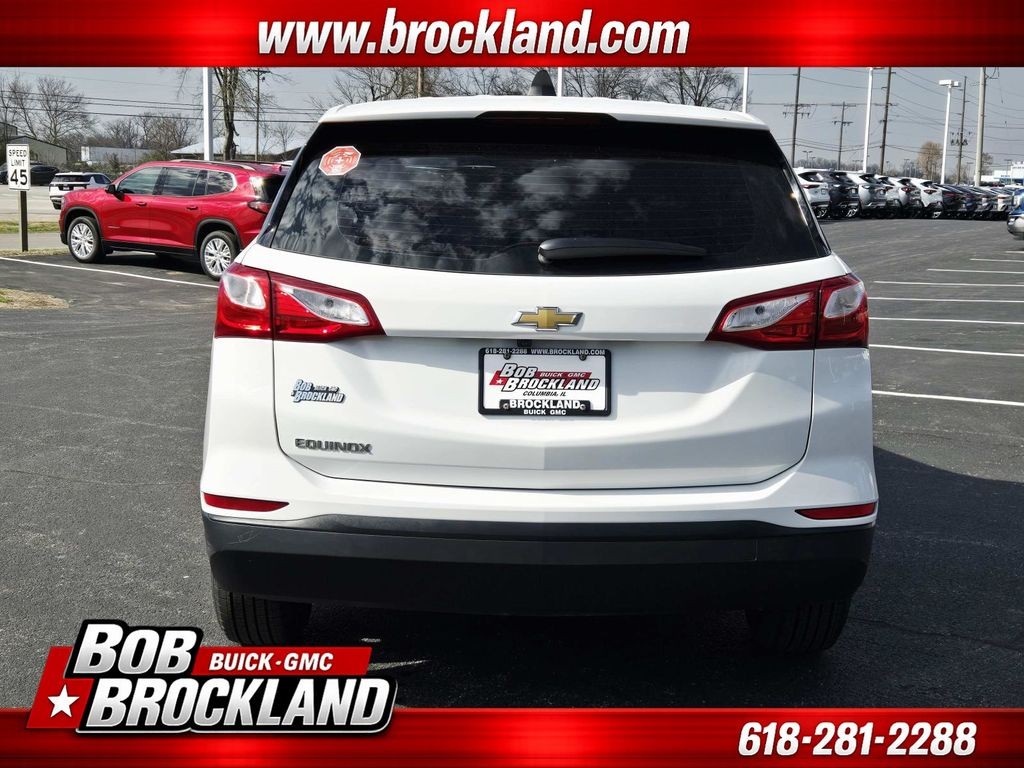 Chevrolet Equinox Vehicle Full-screen Gallery Image 04