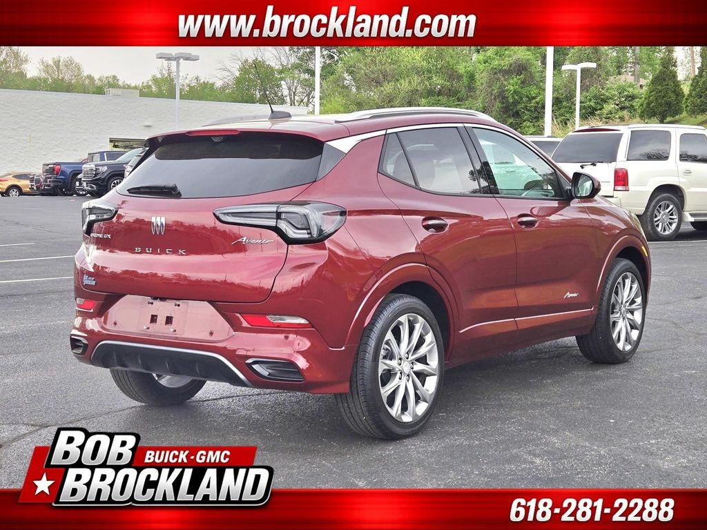 Buick Encore GX Vehicle Full-screen Gallery Image 03