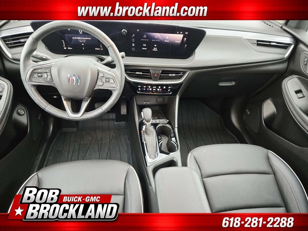 Buick Encore GX Vehicle Full-screen Gallery Image 09