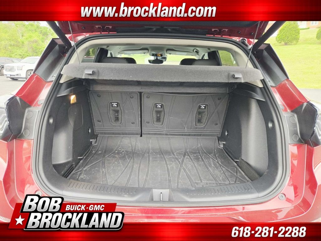 Buick Encore GX Vehicle Full-screen Gallery Image 13