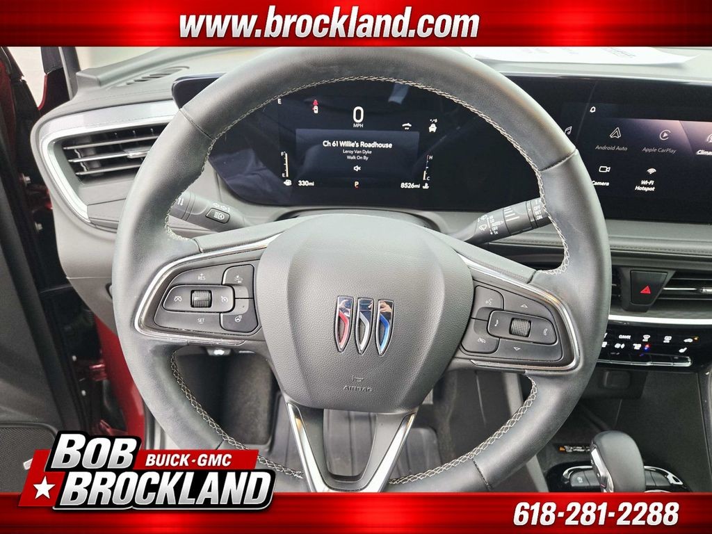 Buick Encore GX Vehicle Full-screen Gallery Image 17