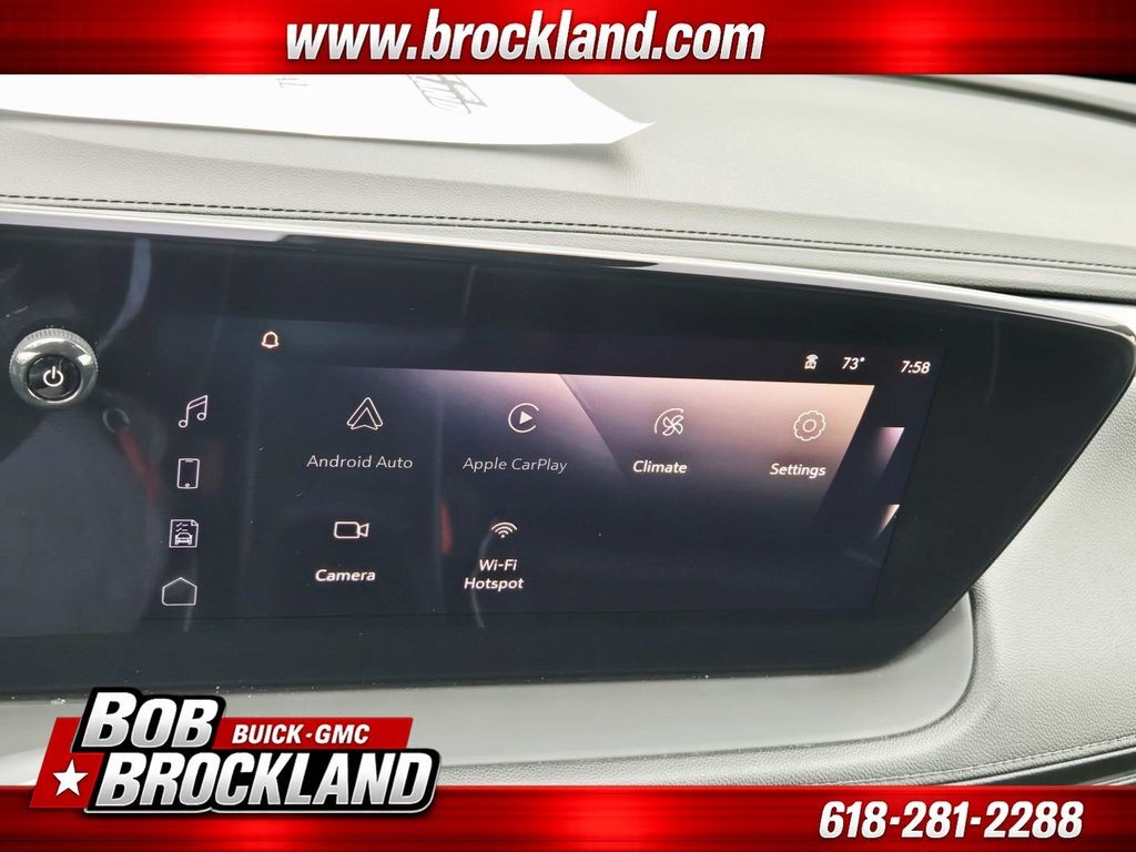Buick Encore GX Vehicle Full-screen Gallery Image 22