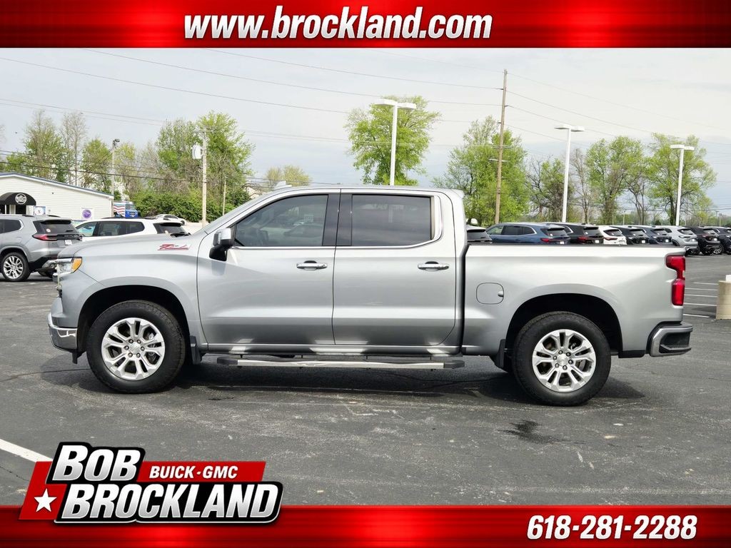 Chevrolet Silverado 1500 Vehicle Full-screen Gallery Image 06