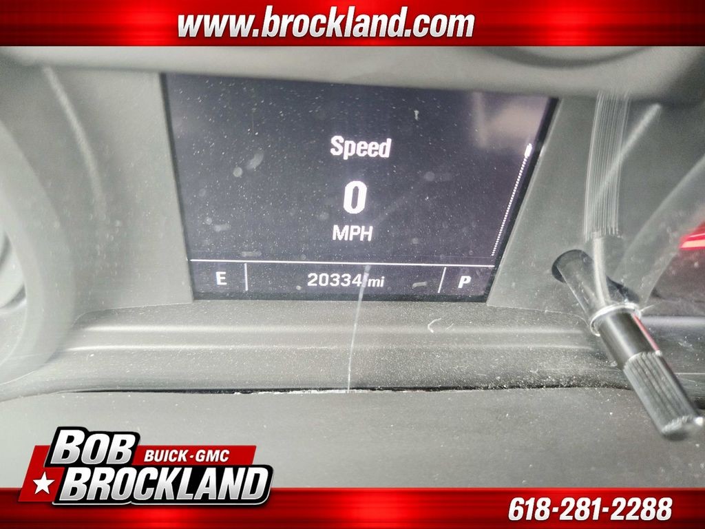 Chevrolet Silverado 1500 Vehicle Full-screen Gallery Image 19