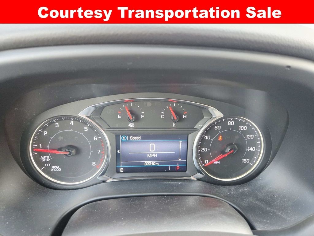 GMC Acadia Vehicle Full-screen Gallery Image 23
