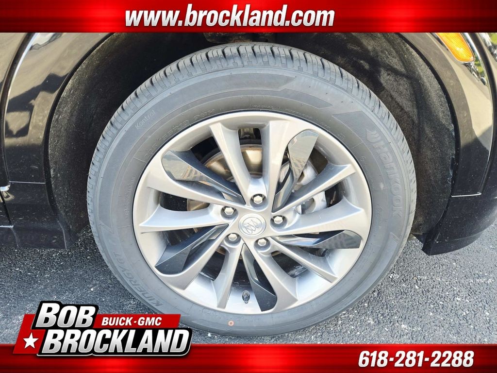 Buick Encore GX Vehicle Full-screen Gallery Image 16