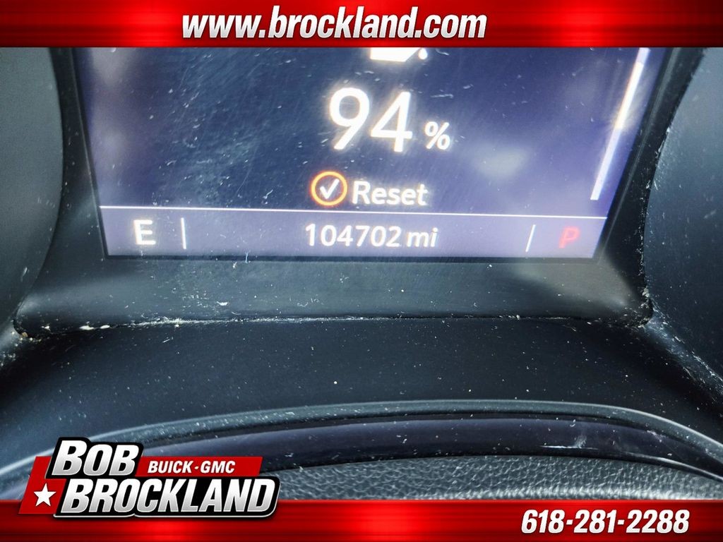 Buick Encore GX Vehicle Full-screen Gallery Image 22