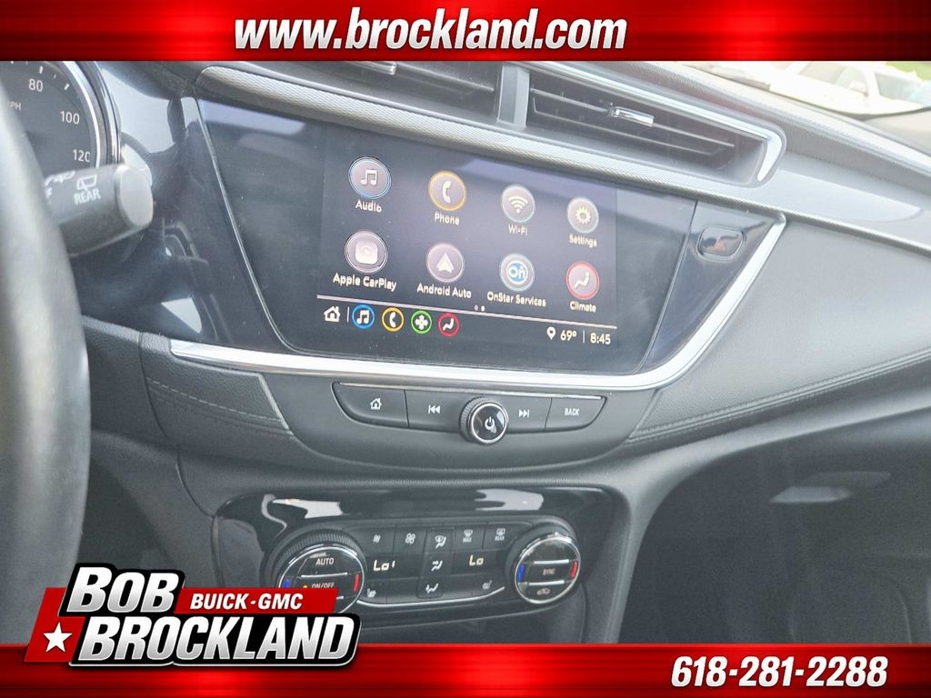 Buick Encore GX Vehicle Full-screen Gallery Image 23