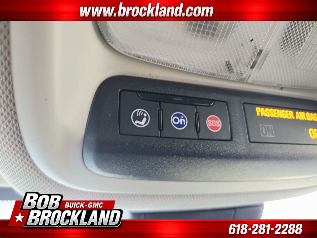 Buick Encore GX Vehicle Full-screen Gallery Image 32