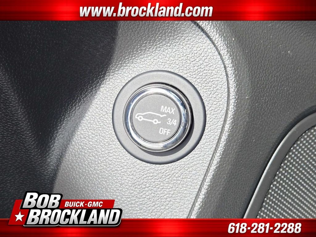 Buick Encore GX Vehicle Full-screen Gallery Image 33
