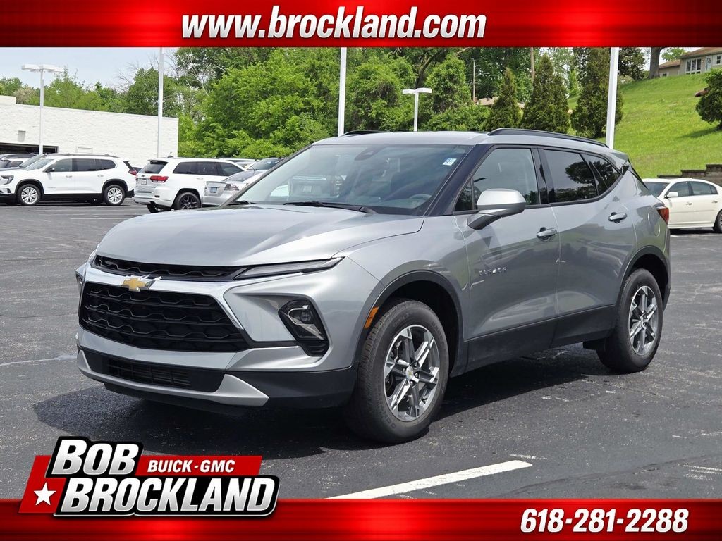 Chevrolet Blazer Vehicle Full-screen Gallery Image 07