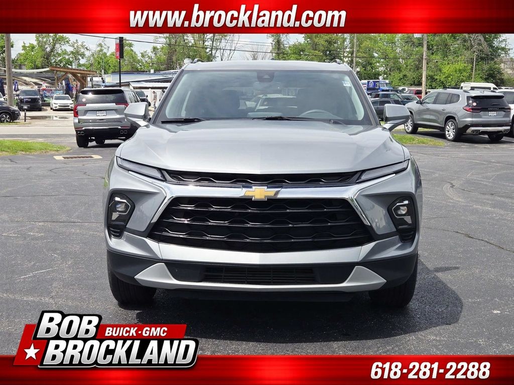 Chevrolet Blazer Vehicle Full-screen Gallery Image 08