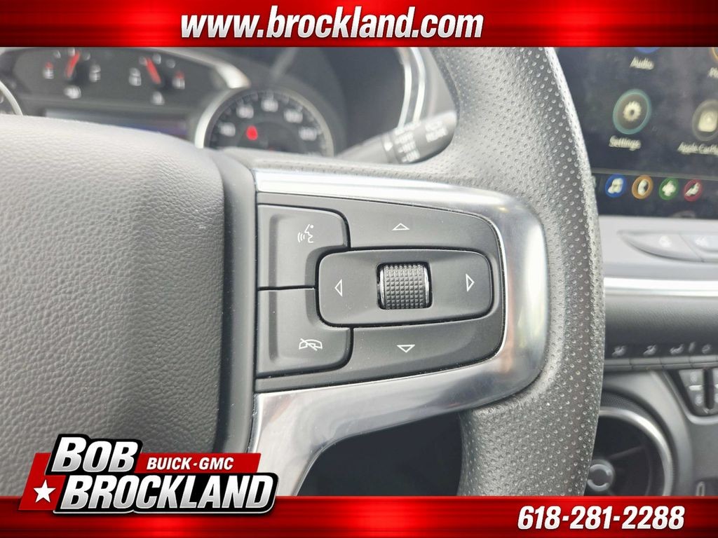 Chevrolet Blazer Vehicle Full-screen Gallery Image 19